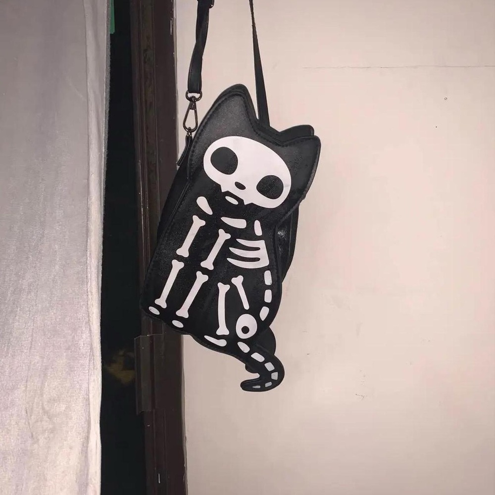 Goth Skeleton Cat ๐โโฌ ๐ค - Picture 3 of 3